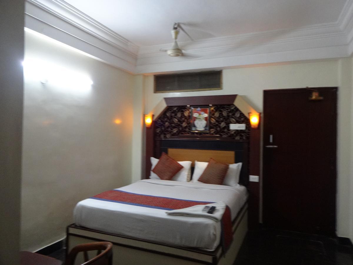 Hotel Duke Мадурай Экстерьер фото